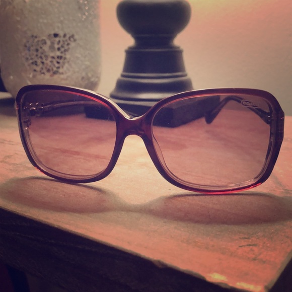 Coach Accessories - COACH! 💕 Sunglasses LIKE NEW! 😍